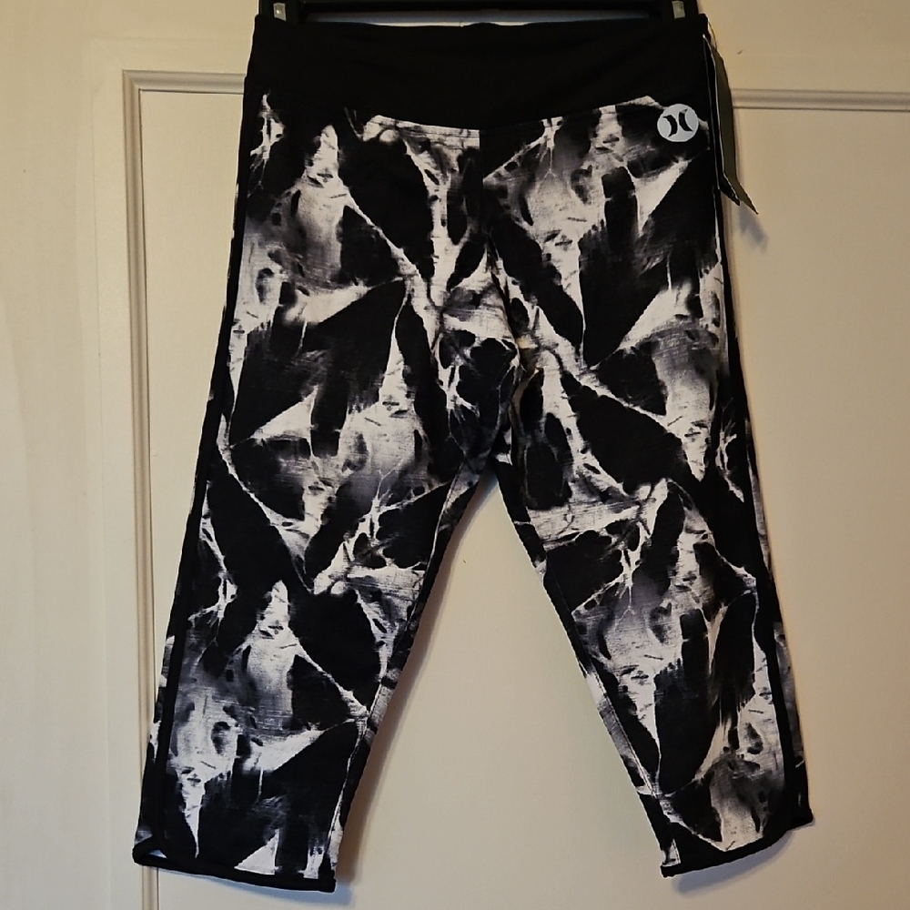 Hurley Black and White Abstract Leggings